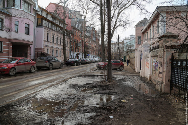 Стало хуже, стало грустнее? Жители Нижегородской области сметают антидепрессанты
