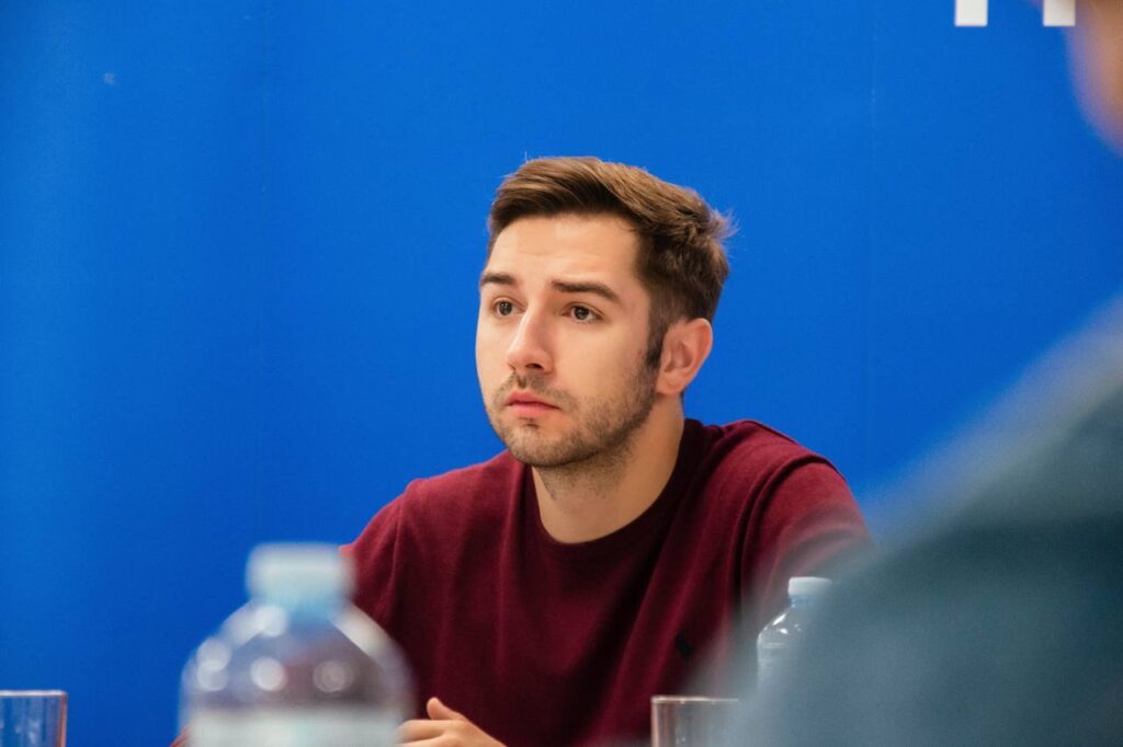 photo 2024 10 30 20 33 21